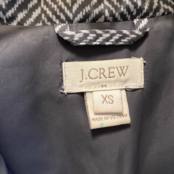 J crew puffer vest - Picture 4 of 4